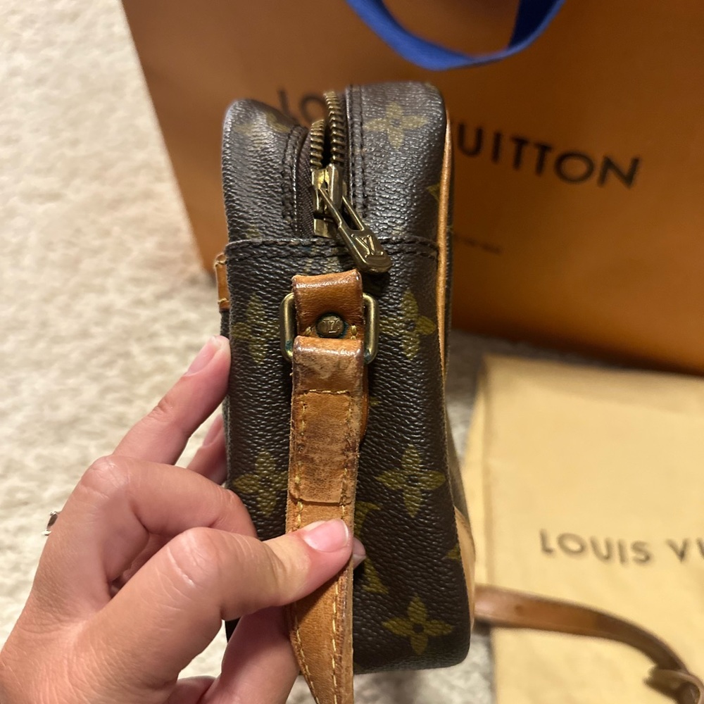 🙌🏼🙌🏼🙌🏼AUTHENTIC LOUIS VUITTON CROSSBODY🙌🏼🙌🏼🙌🏼 - Picture 5 of 12